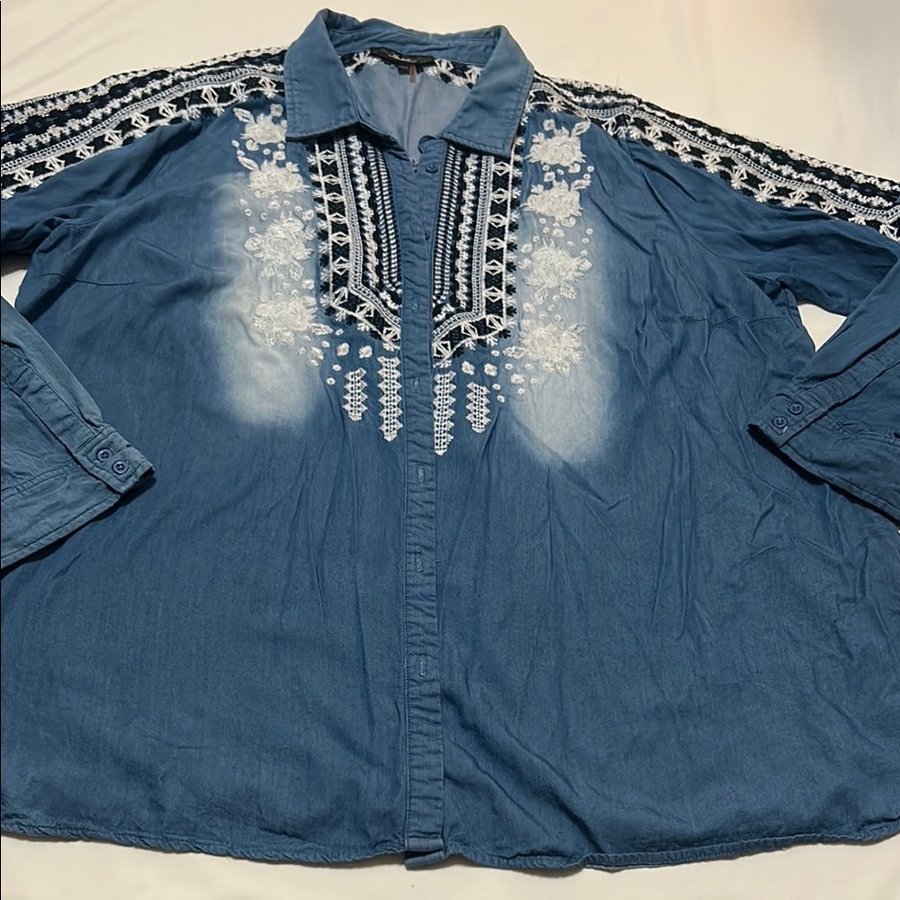 Andree by Unit Blue Embroidered Button-Up Shirt cotton size 2X